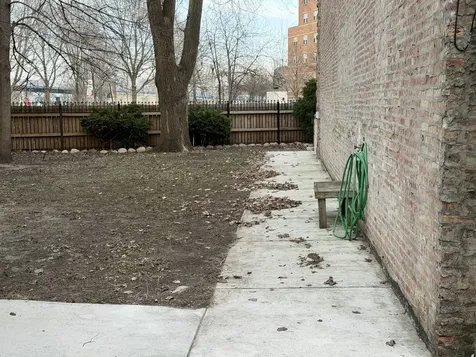 4104 South Lake Park Avenue Chicago IL 60653
