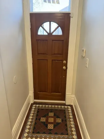 4104 South Lake Park Avenue Chicago IL 60653