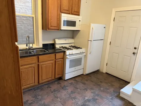 4104 South Lake Park Avenue Chicago IL 60653