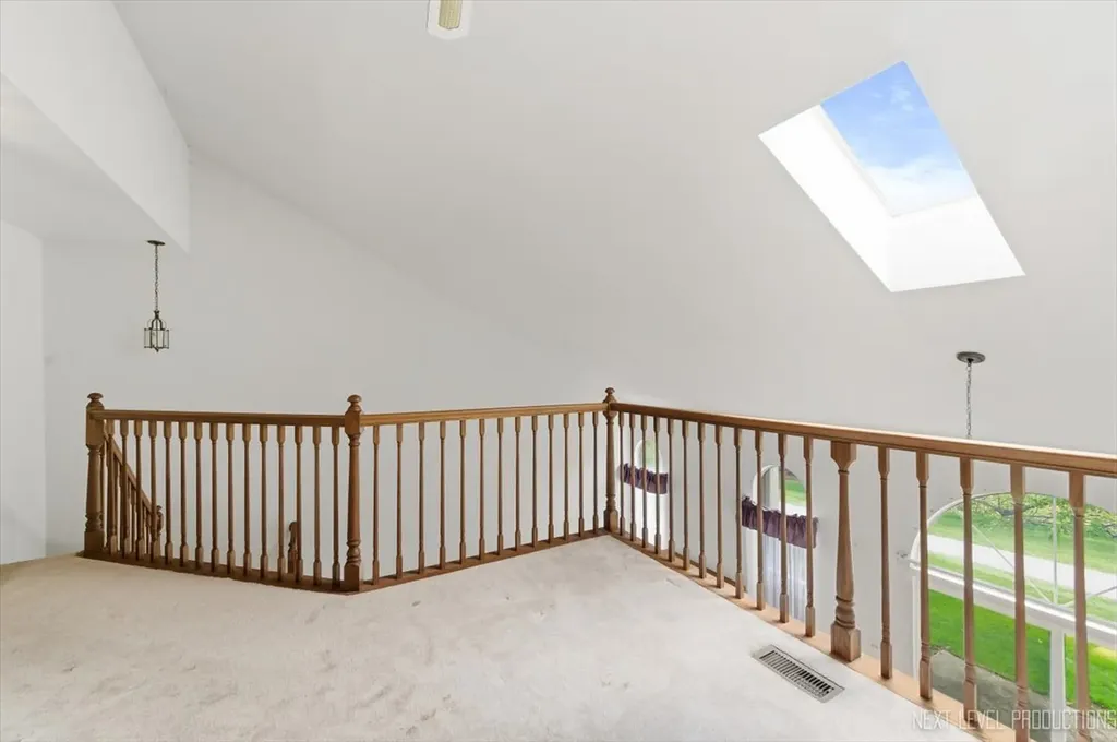 1334 Coldspring Road Carol Stream IL 60188