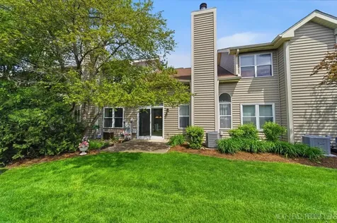 1334 Coldspring Road Carol Stream IL 60188