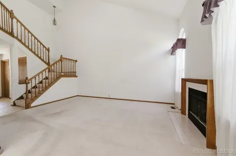 1334 Coldspring Road Carol Stream IL 60188