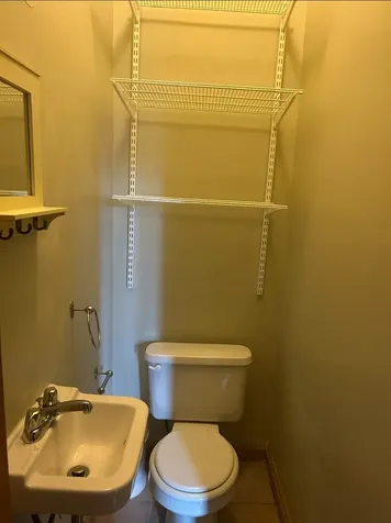 419 East 46th Street Chicago IL 60653