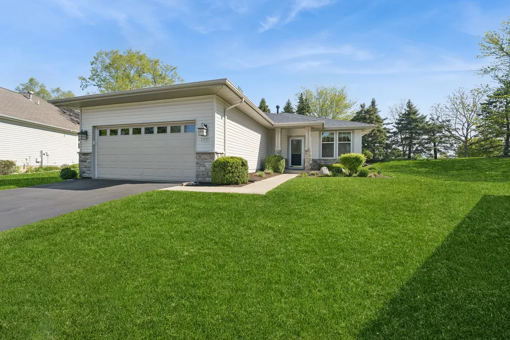 13232 Indiana Court Huntley IL 60142