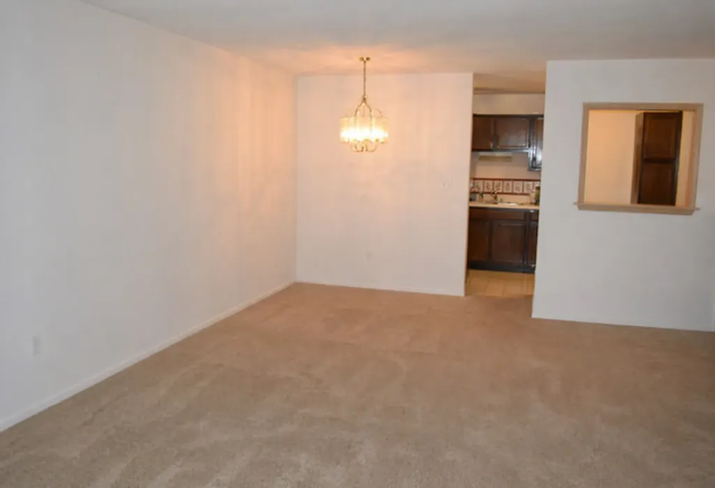 2200 South Stewart Avenue Lombard IL 60148