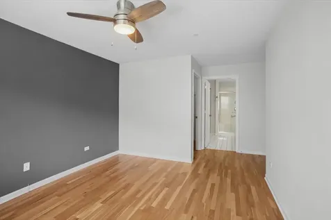1009 Huntington Drive Elk Grove Village IL 60007
