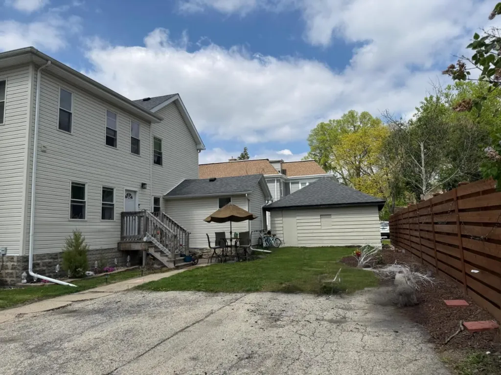 1236 South Washington Street Lockport IL 60441