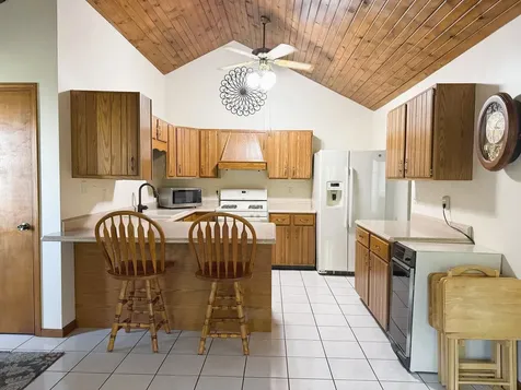300 Fieldstone Lane Dixon IL 61021
