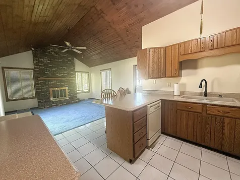 300 Fieldstone Lane Dixon IL 61021