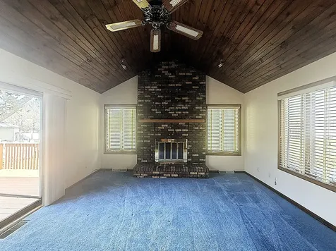 300 Fieldstone Lane Dixon IL 61021