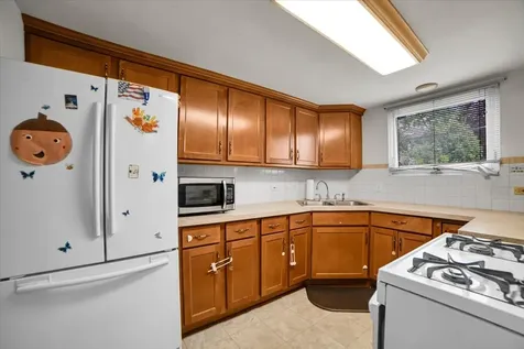 2257 Des Plaines Avenue North Riverside IL 60546