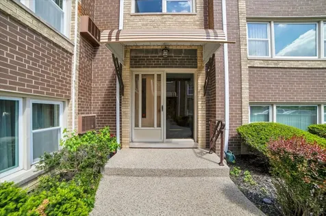2257 Des Plaines Avenue North Riverside IL 60546