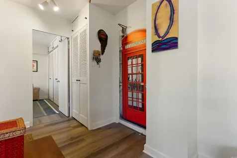 4960 North Marine Drive Chicago IL 60640