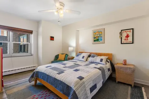 4960 North Marine Drive Chicago IL 60640