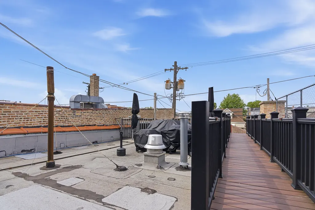 5544 West Belmont Avenue Chicago IL 60641