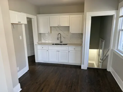 338 157TH Street Calumet City IL 60409