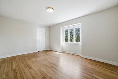 19W071 Avenue Chateaux Oak Brook IL 60523