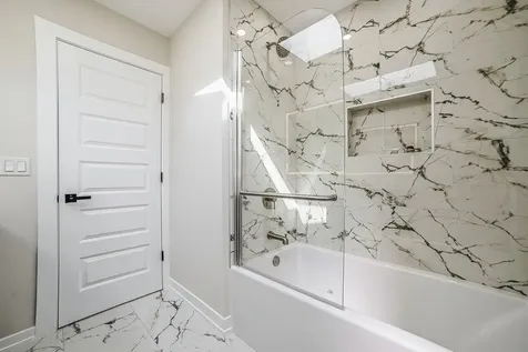 19W071 Avenue Chateaux Oak Brook IL 60523