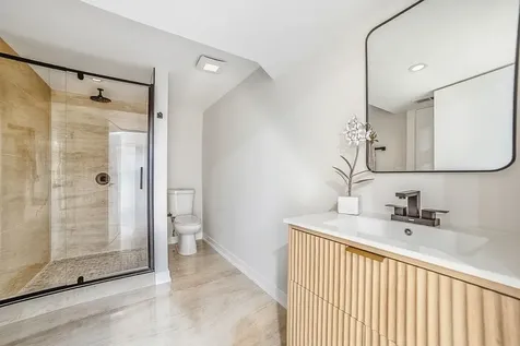 19W071 Avenue Chateaux Oak Brook IL 60523