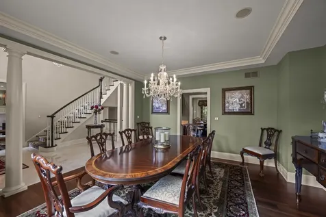 502 Forest View Avenue Elk Grove Village IL 60007