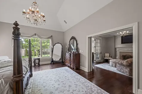 502 Forest View Avenue Elk Grove Village IL 60007
