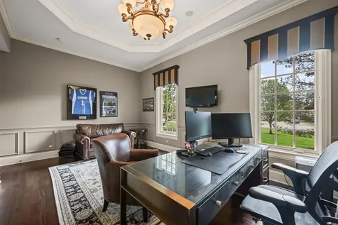502 Forest View Avenue Elk Grove Village IL 60007