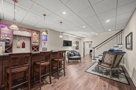 502 Forest View Avenue Elk Grove Village IL 60007