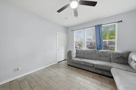 2736 South Kildare Avenue Chicago IL 60623
