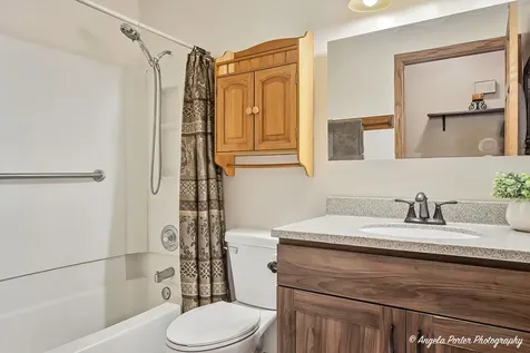 4110 Wildwood Drive Crystal Lake IL 60014