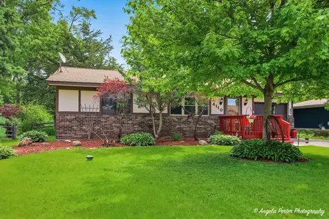 4110 Wildwood Drive Crystal Lake IL 60014