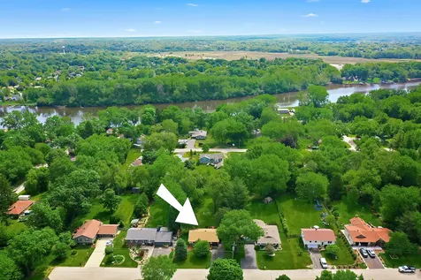 4110 Wildwood Drive Crystal Lake IL 60014