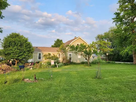 2210 Fogel Road Mahomet IL 61853