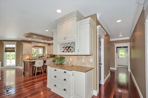 1678 Barkei Drive Batavia IL 60510