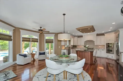 1678 Barkei Drive Batavia IL 60510