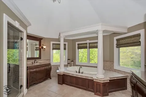 1678 Barkei Drive Batavia IL 60510