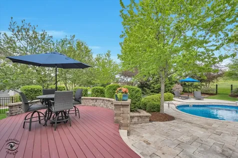 1678 Barkei Drive Batavia IL 60510