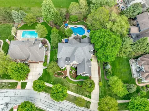 1678 Barkei Drive Batavia IL 60510