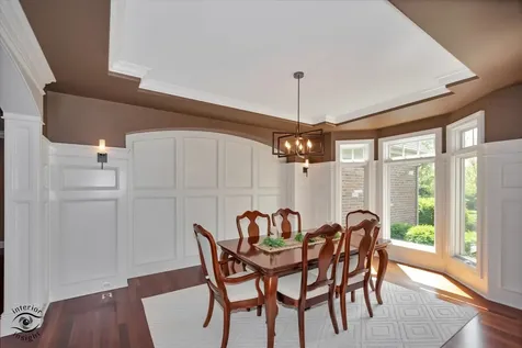 1678 Barkei Drive Batavia IL 60510