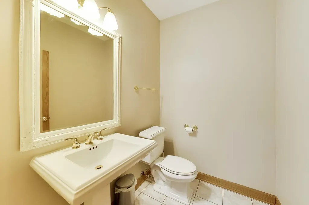 630 Gibbons Drive New Lenox IL 60451