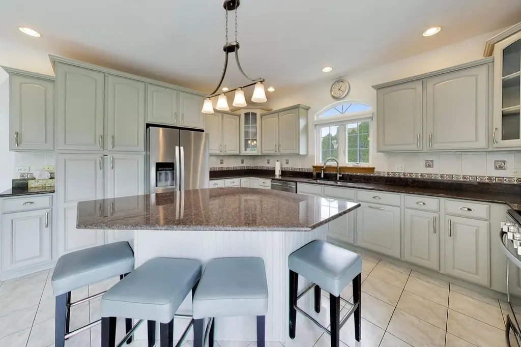 630 Gibbons Drive New Lenox IL 60451