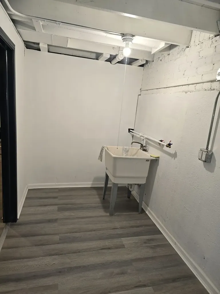 9108 South Wallace Street Chicago IL 60620