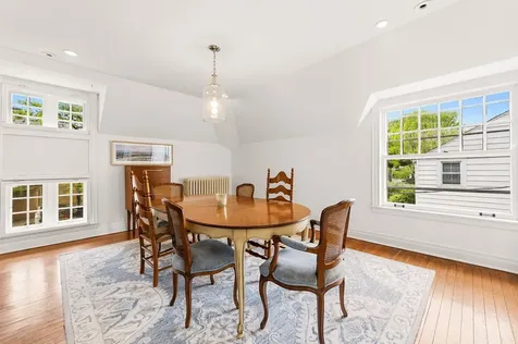 235 1/2 Greenwood Street Evanston IL 60201