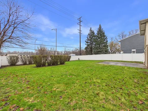 1415 South Evergreen Avenue Arlington Heights IL 60005