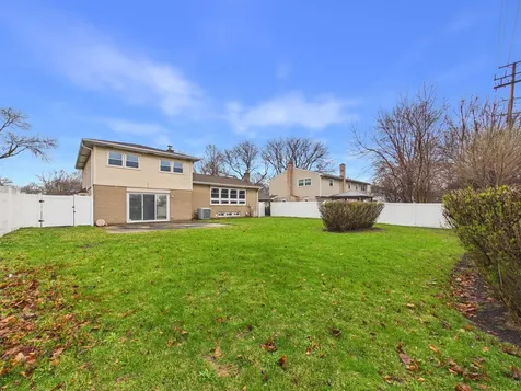 1415 South Evergreen Avenue Arlington Heights IL 60005
