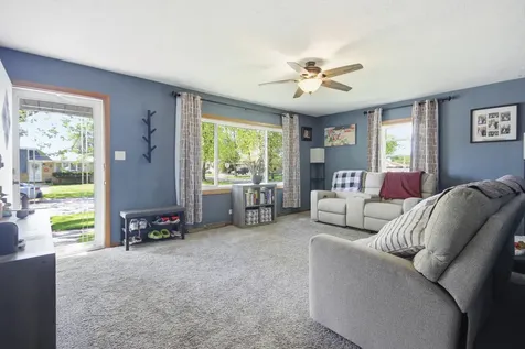 18655 Sherman Street Lansing IL 60438