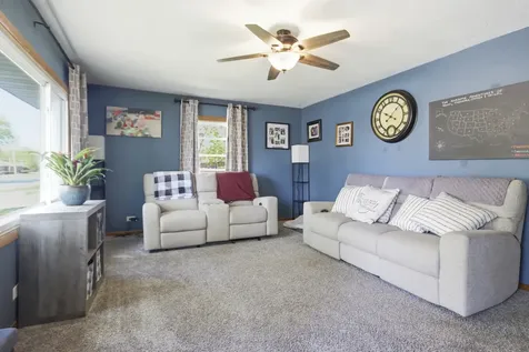 18655 Sherman Street Lansing IL 60438