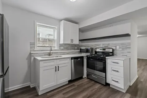 2152 West 21st Street Chicago IL 60608