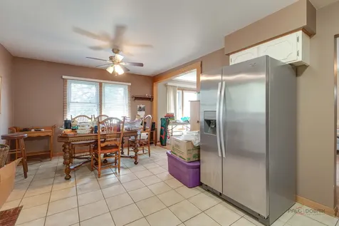 338 Ash Avenue Wood Dale IL 60191
