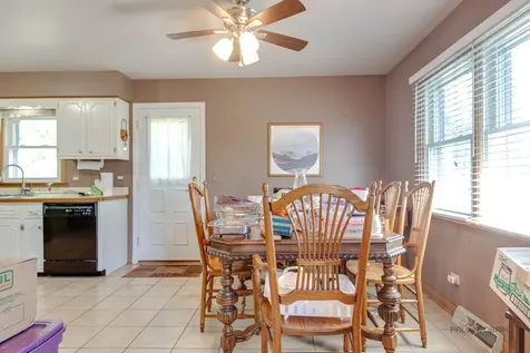 338 Ash Avenue Wood Dale IL 60191