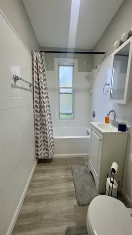 11733 South Stewart Avenue Chicago IL 60628